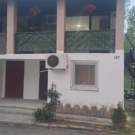Vikendica Bagremov Hlad *