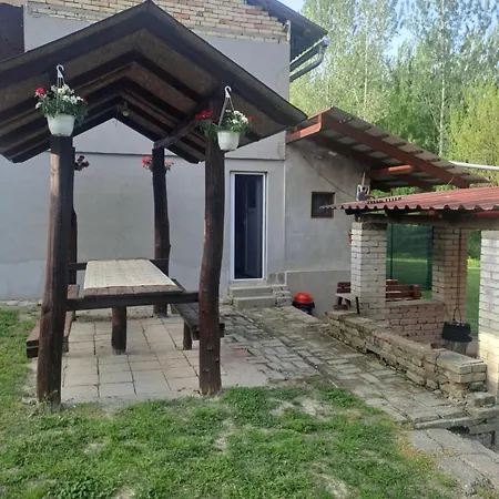 Vikendica Bagremov Hlad