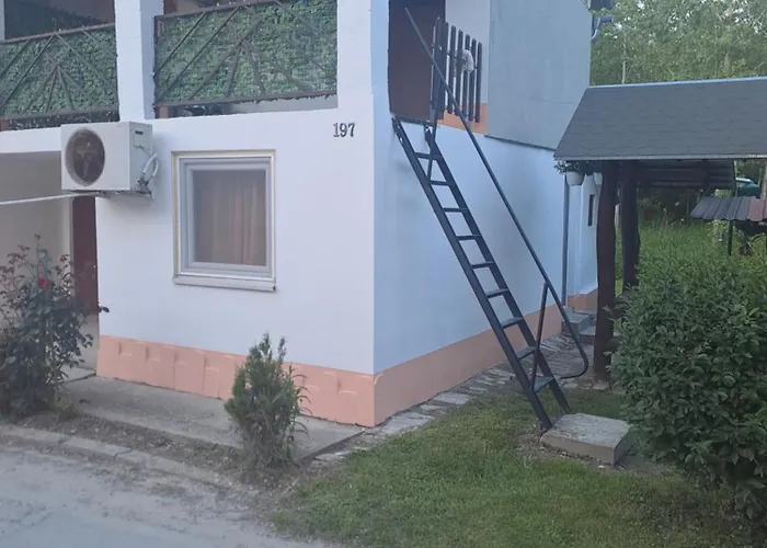 Vikendica Bagremov Hlad 阿帕丁